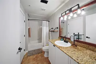 2000 Bagby St, Houston, TX 77002 - Photo 5