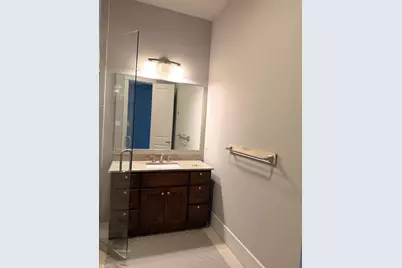 905 W 15th 1/2 Street #A, Houston, TX 77008 - Photo 9