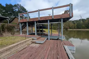 80 Hunters Creek Dr, Huntsville, TX 77340 - Photo 9