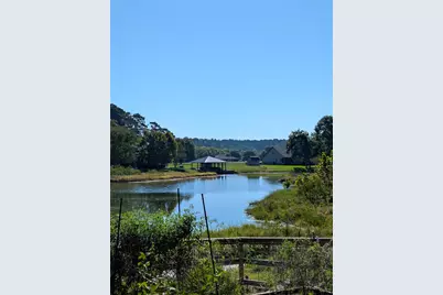 80 Hunters Creek Drive, Huntsville, TX 77340 - Photo 1