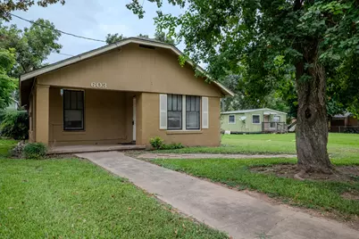 603 N Resident Street, Wharton, TX 77488 - Photo 1