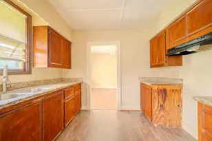 603 N Resident St, Wharton, TX 77488 - Photo 31