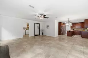 11 Thorn Berry Pl, The Woodlands, TX 77381 - Photo 23
