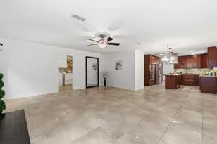 11 Thorn Berry Pl, The Woodlands, TX 77381 - Photo 23