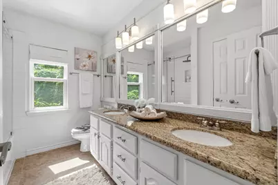 11 Thorn Berry Place, The Woodlands, TX 77381 - Photo 39