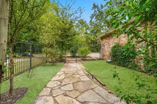 11 Thorn Berry Pl, The Woodlands, TX 77381 - Photo 45