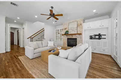 3823 Coleridge Street, West University Place, TX 77005 - Photo 9