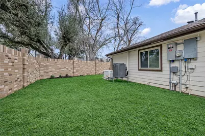 1806 Meadowlocke Lane, Sugar Land, TX 77478 - Photo 37