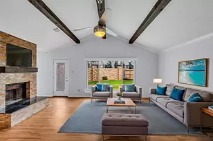 1806 Meadowlocke Ln, Sugar Land, TX 77478 - Photo 13