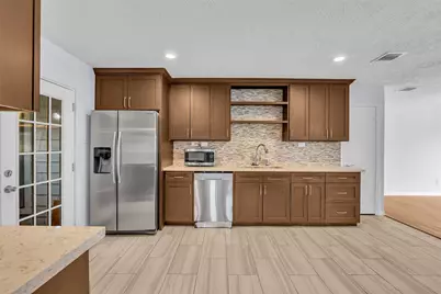 1806 Meadowlocke Lane, Sugar Land, TX 77478 - Photo 23