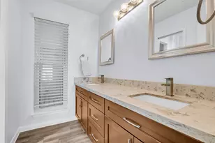 1806 Meadowlocke Ln, Sugar Land, TX 77478 - Photo 31