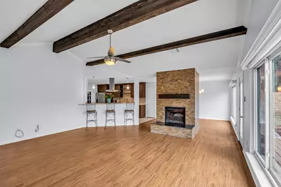 1806 Meadowlocke Lane, Sugar Land, TX 77478 - Photo 13