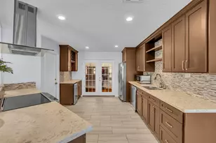 1806 Meadowlocke Ln, Sugar Land, TX 77478 - Photo 25