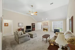 19806 Bambiwoods Ct, Humble, TX 77346 - Photo 9