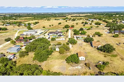 4672 Rakowitz Road, Adkins, TX 78101 - Photo 17