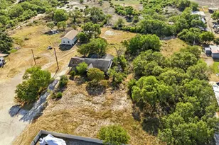 4672 Rakowitz Rd, Adkins, TX 78101 - Photo 31