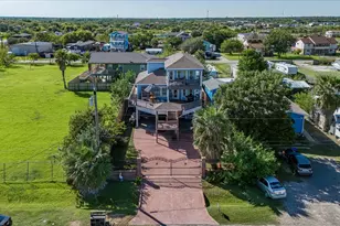 1026 21st St, San Leon, TX 77539 - Photo 3