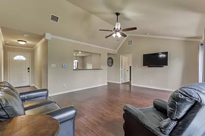 15031 Port Circle, Willis, TX 77318 - Photo 9