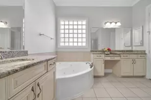 6523 Monrovia Ln, Sugar Land, TX 77479 - Photo 17