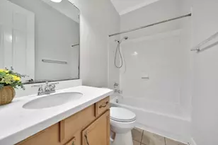 6523 Monrovia Ln, Sugar Land, TX 77479 - Photo 7