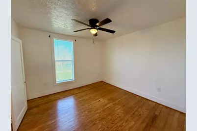 232 S Tesch Street #236, Bellville, TX 77418 - Photo 5