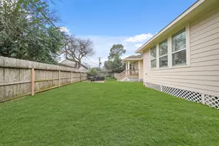 5821 Ariel St, Houston, TX 77074 - Photo 41