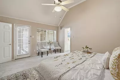 2013 Inscho Point Circle, League City, TX 77573 - Photo 9