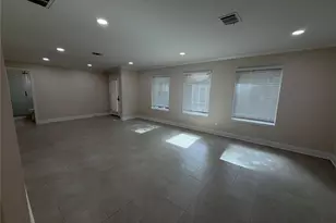 2 Bayleaf Ln, The Woodlands, TX 77380 - Photo 17