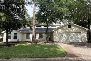 2 Bayleaf Ln, The Woodlands, TX 77380 - Photo 3