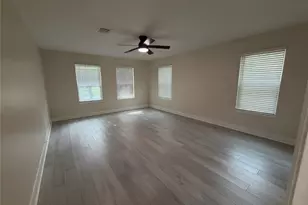 2 Bayleaf Ln, The Woodlands, TX 77380 - Photo 19