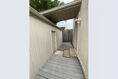 1912 Trixie Lane, Houston, TX 77042 - Photo 19