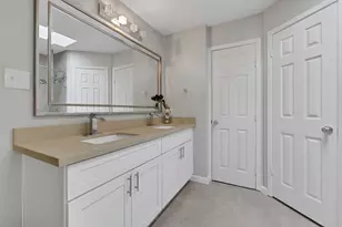 1912 Trixie Ln, Houston, TX 77042 - Photo 11