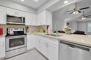 1912 Trixie Ln, Houston, TX 77042 - Photo 3