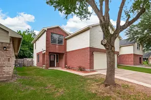 10830 Tallow Briar, Houston, TX 77075 - Photo 3
