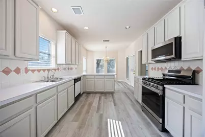 14919 Sun Kiss Lane, Houston, TX 77082 - Photo 13