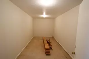 9526 Val Verde St, Houston, TX 77063 - Photo 33