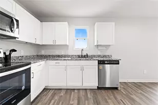 105 Avalon Dr, Huntsville, TX 77320 - Photo 11