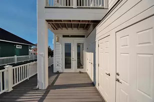 2290 Trinidad, Crystal Beach, TX 77650 - Photo 35