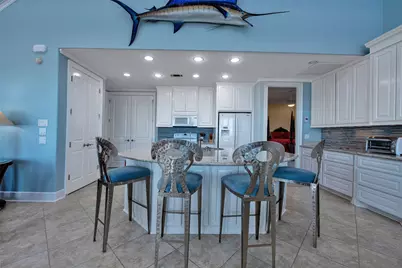 2290 Trinidad, Crystal Beach, TX 77650 - Photo 15