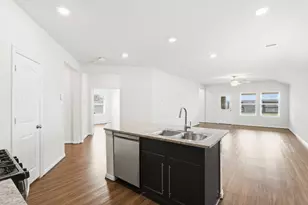 8811 Beacon Mill Dr, Cypress, TX 77433 - Photo 7