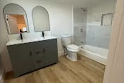 1118 Wyoming St Street, San Antonio, TX 78203 - Photo 5