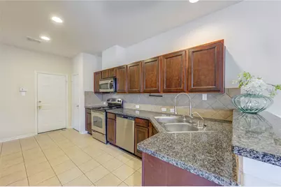 3947 Calgary Circle, Missouri City, TX 77459 - Photo 9