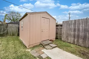 731 Dunwick Ln, Pasadena, TX 77502 - Photo 35