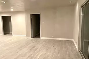5131 Indigo St, Houston, TX 77096 - Photo 9