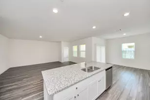 10309 Malta Trce Dr, Rosharon, TX 77583 - Photo 9