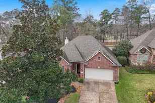 326 Creekwood W, Montgomery, TX 77356 - Photo 3