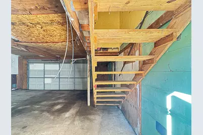 112 S Hill Street, Alvin, TX 77511 - Photo 11