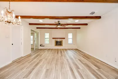 162 Bluebonnet Street, Sugar Land, TX 77478 - Photo 5