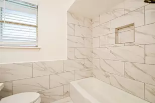 162 Bluebonnet St, Sugar Land, TX 77478 - Photo 31