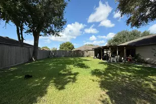 10903 Sela Ln, Houston, TX 77072 - Photo 7